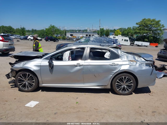 4T1B11HK3JU546024 Toyota CAMRY SE