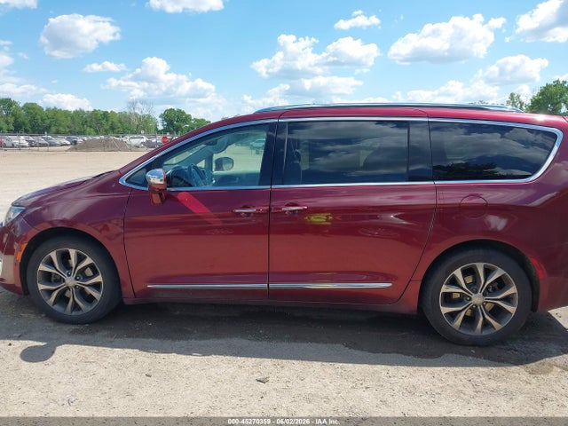 Продажа на аукционе авто 2017 Chrysler Pacifica Limited, vin: 2C4RC1GG1HR533726, номер лота: 45270359