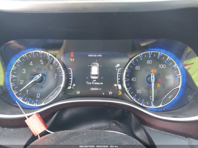 Продажа на аукционе авто 2017 Chrysler Pacifica Limited, vin: 2C4RC1GG1HR533726, номер лота: 45270359