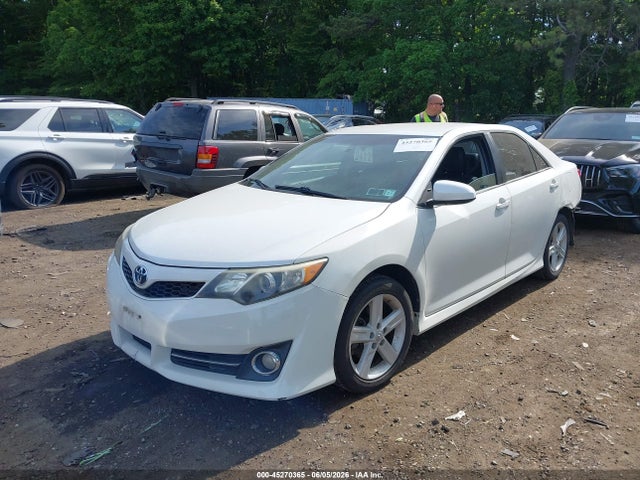 Aukcja sprzedaży 2014 Toyota Camry Se, vin: 4T1BF1FK5EU411301, numer aukcji: 45270365
