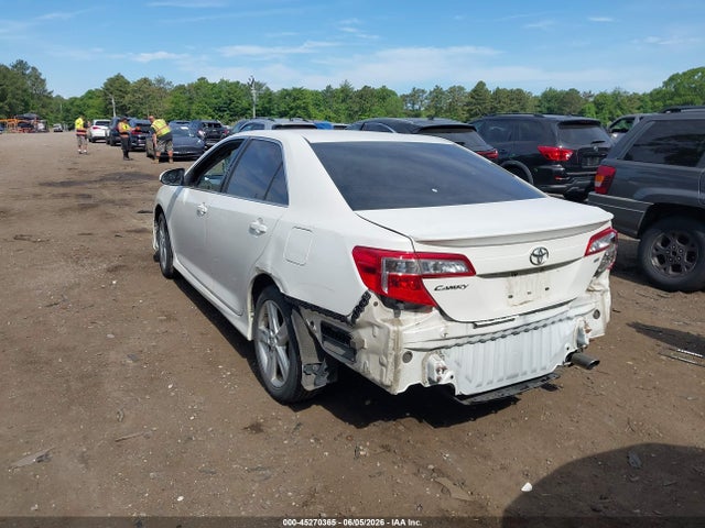 Aukcja sprzedaży 2014 Toyota Camry Se, vin: 4T1BF1FK5EU411301, numer aukcji: 45270365