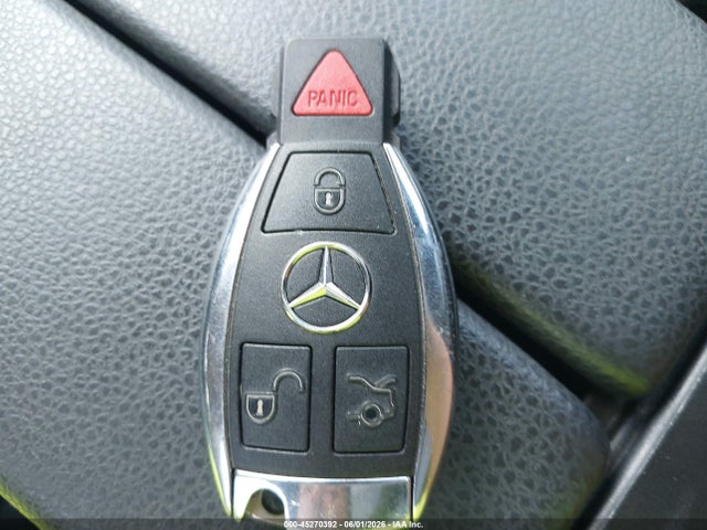 Продажа на аукционе авто 2013 Mercedes-benz C 250, vin: WDDGJ4HB2DF943136, номер лота: 45270392