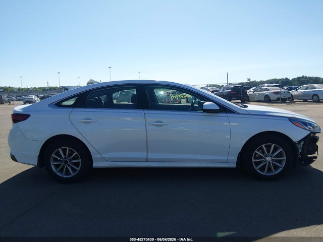 45270409 :رقم المزاد ، 5NPE24AF1KH741158 vin ، 2019 Hyundai Sonata Se مزاد بيع