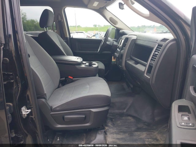 2022 Ram 1500 Classic Tradesman  4x4 5'7 Box მანქანა იყიდება აუქციონზე, vin: 3C6RR7KG4NG317922, აუქციონის ნომერი: 45270410