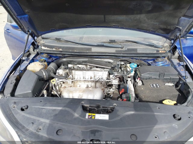 45270429 :رقم المزاد ، 1C3CCCAB7GN113418 vin ، 2016 Chrysler 200 Limited مزاد بيع
