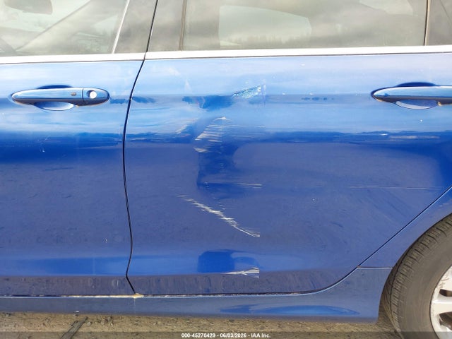 45270429 :رقم المزاد ، 1C3CCCAB7GN113418 vin ، 2016 Chrysler 200 Limited مزاد بيع