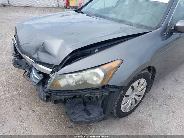 45270432 :رقم المزاد ، 1HGCP2F34BA077443 vin ، 2011 Honda Accord 2.4 Lx مزاد بيع