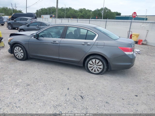 45270432 :رقم المزاد ، 1HGCP2F34BA077443 vin ، 2011 Honda Accord 2.4 Lx مزاد بيع