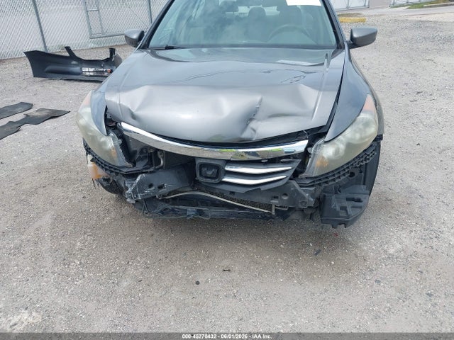 45270432 :رقم المزاد ، 1HGCP2F34BA077443 vin ، 2011 Honda Accord 2.4 Lx مزاد بيع