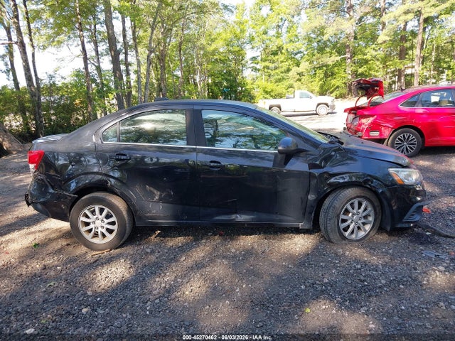 Продажа на аукционе авто 2017 Chevrolet Sonic Lt Auto, vin: 1G1JD5SH9H4111877, номер лота: 45270462