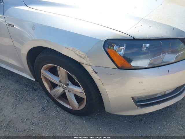 Aukcja sprzedaży 2015 Volkswagen Passat 1.8t Limited Edition, vin: 1VWAS7A33FC122498, numer aukcji: 45270503