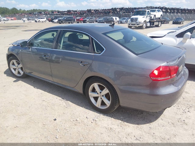 Продажа на аукционе авто 2014 Volkswagen Passat 1.8t Wolfsburg Edition, vin: 1VWAT7A38EC049270, номер лота: 45270514