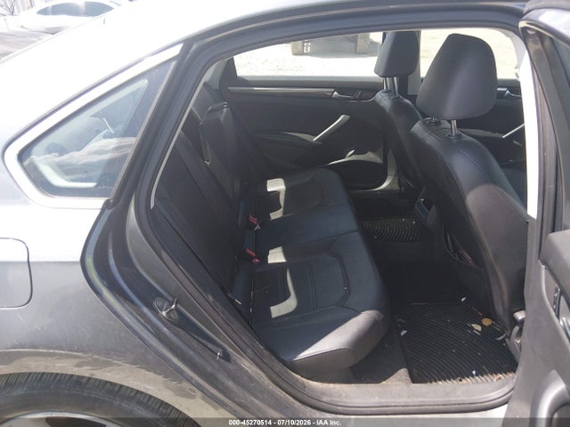 Продажа на аукционе авто 2014 Volkswagen Passat 1.8t Wolfsburg Edition, vin: 1VWAT7A38EC049270, номер лота: 45270514