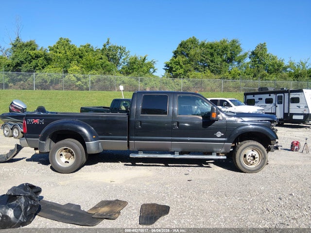 45270517 :رقم المزاد ، 1FT8W3DT8BEA05654 vin ، 2011 Ford F-350 Lariat مزاد بيع