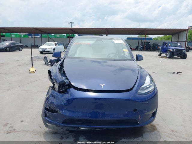Продажа на аукционе авто 2023 Tesla Model Y Awd/long Range Dual Motor All-wheel Drive, vin: 7SAYGDEE2PA118296, номер лота: 45270546