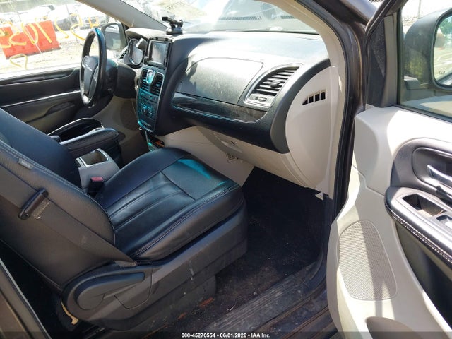 2015 Chrysler Town & Country Touring მანქანა იყიდება აუქციონზე, vin: 2C4RC1BG4FR525382, აუქციონის ნომერი: 45270554