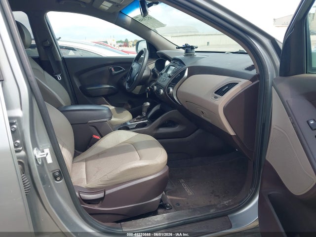 Продаж на аукціоні авто 2015 Hyundai Tucson Gls, vin: KM8JT3AF2FU085114, номер лоту: 45270588
