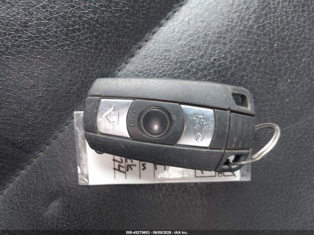 Продаж на аукціоні авто 2006 Bmw 330i, vin: WBAVB335X6KS32074, номер лоту: 45270603