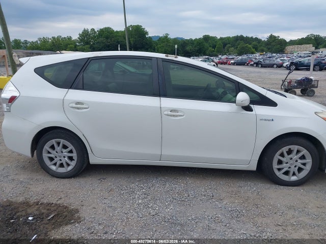 Продаж на аукціоні авто 2013 Toyota Prius V Two, vin: JTDZN3EUXD3289155, номер лоту: 45270614