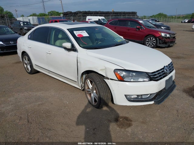Auction sale of the 2013 Volkswagen Passat 2.0l Tdi Sel Premium, vin: 1VWCN7A37DC099837, lot number: 45270636