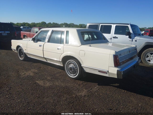 Aukcja sprzedaży 1989 Lincoln Town Car, vin: 1LNBM81F7KY602862, numer aukcji: 45270649