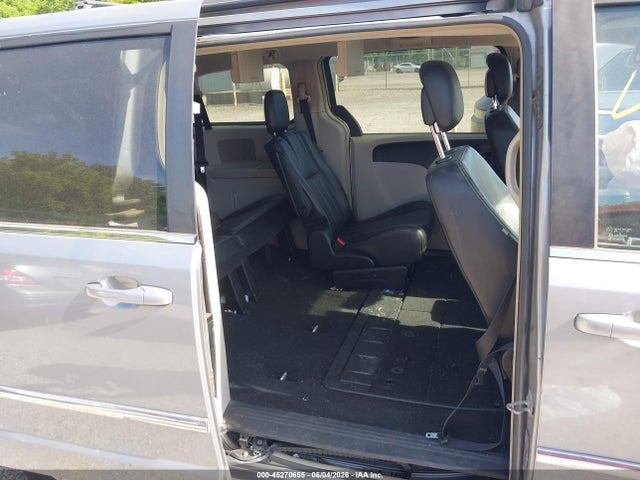 2014 Chrysler Town & Country Touring მანქანა იყიდება აუქციონზე, vin: 2C4RC1BG9ER158073, აუქციონის ნომერი: 45270655