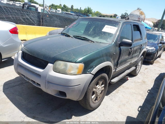 45270733 :رقم المزاد ، 1FMYU03172KD22682 vin ، 2002 Ford Escape Xlt مزاد بيع