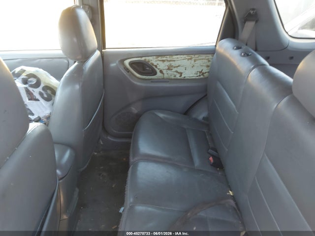 45270733 :رقم المزاد ، 1FMYU03172KD22682 vin ، 2002 Ford Escape Xlt مزاد بيع