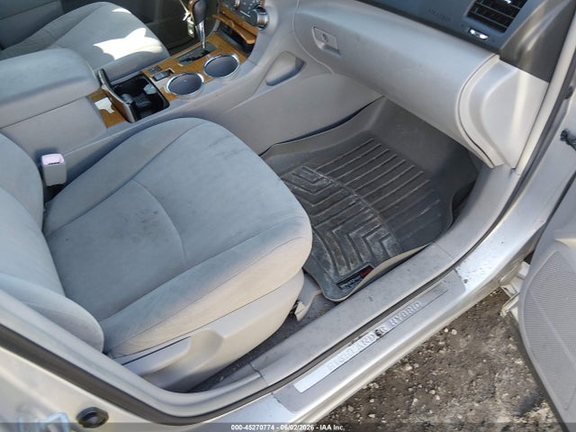 2008 Toyota Highlander Hybrid მანქანა იყიდება აუქციონზე, vin: JTEEW41AX82025146, აუქციონის ნომერი: 45270774