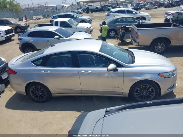 Ford Fusion Hybrid Se 2018 3FA6P0LU7JR281175 Image 13