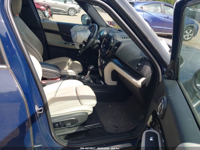 Mini Countryman Cooper S 2019 WMZYT5C54K3G91391 Image 5