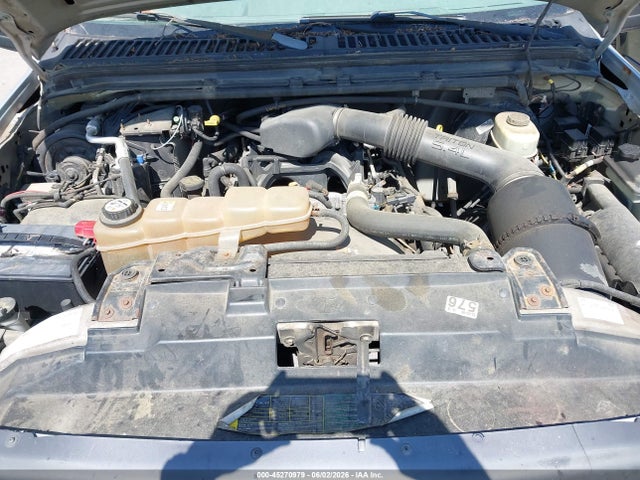 45270979 :رقم المزاد ، 1FTNX21LX4EC41899 vin ، 2004 Ford F-250 Lariat/xl/xlt مزاد بيع