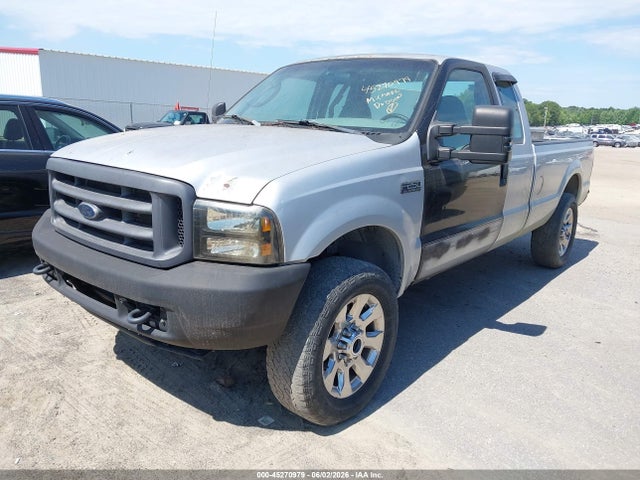45270979 :رقم المزاد ، 1FTNX21LX4EC41899 vin ، 2004 Ford F-250 Lariat/xl/xlt مزاد بيع