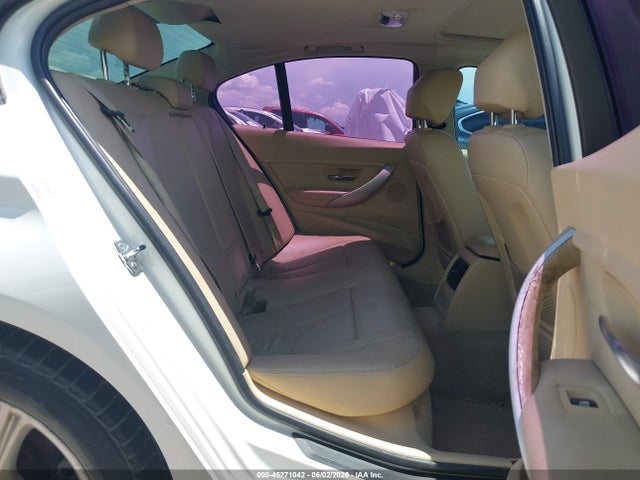 Продажа на аукционе авто 2012 Bmw 328i, vin: WBA3C1C56CF430941, номер лота: 45271042