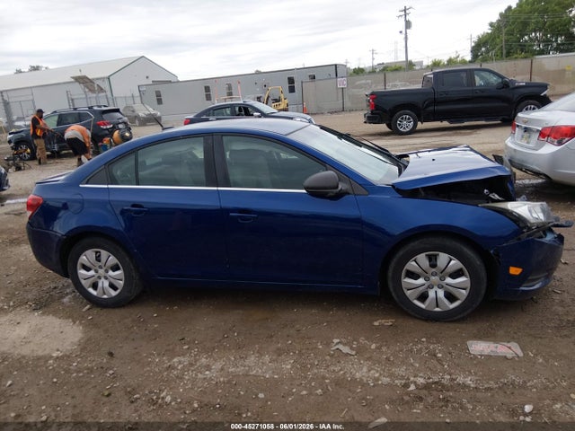 45271058 :رقم المزاد ، 1G1PC5SH8C7347800 vin ، 2012 Chevrolet Cruze Ls مزاد بيع