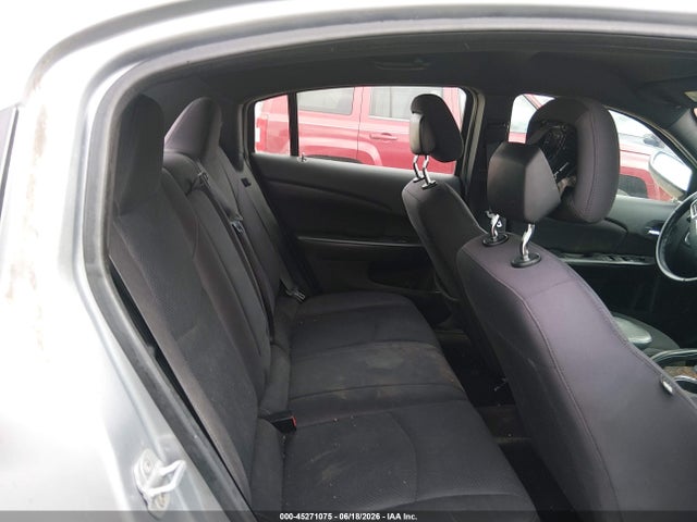 2014 Chrysler 200 Touring მანქანა იყიდება აუქციონზე, vin: 1C3CCBBG6EN105795, აუქციონის ნომერი: 45271075