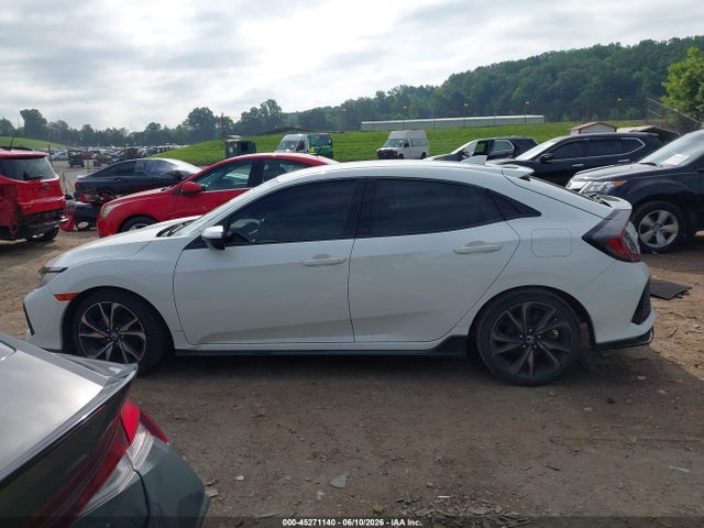 Продажа на аукционе авто 2018 Honda Civic Sport, vin: SHHFK7H40JU222298, номер лота: 45271140