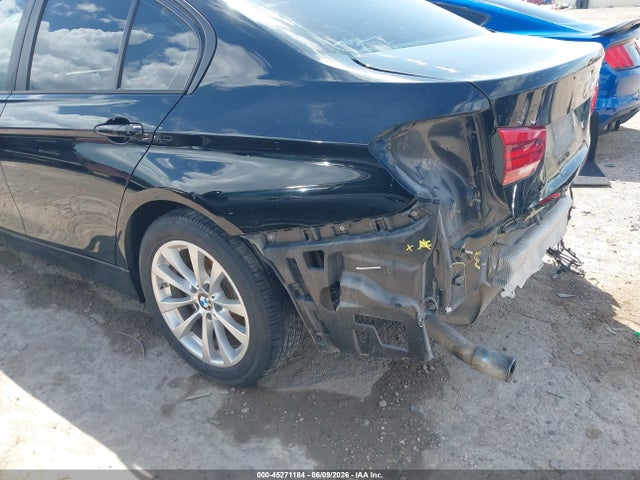 Продаж на аукціоні авто 2016 Bmw 320i, vin: WBA8E1G5XGNT38382, номер лоту: 45271184