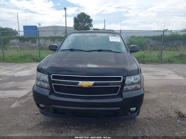 Продаж на аукціоні авто 2013 Chevrolet Suburban 1500 Lt, vin: 1GNSKJE73DR274977, номер лоту: 45271210
