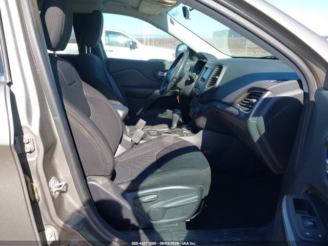 2019 Jeep Cherokee Latitude 4x4 მანქანა იყიდება აუქციონზე, vin: 1C4PJMCB7KD464043, აუქციონის ნომერი: 45271260