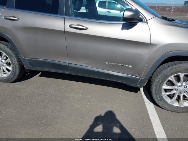 2019 Jeep Cherokee Latitude 4x4 მანქანა იყიდება აუქციონზე, vin: 1C4PJMCB7KD464043, აუქციონის ნომერი: 45271260