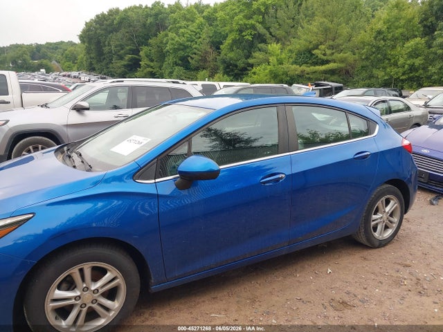 2017 Chevrolet Cruze Lt Auto მანქანა იყიდება აუქციონზე, vin: 3G1BE6SM7HS545946, აუქციონის ნომერი: 45271268