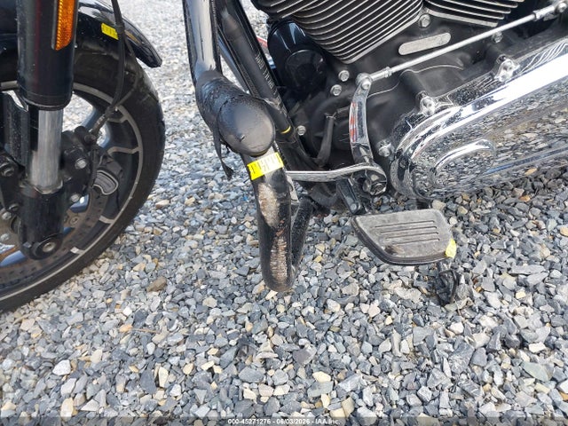 Harley-Davidson FLSB 2021 1HD1YMJ16MB063608 Image 14