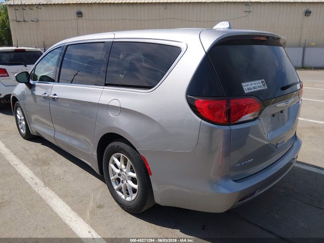 Chrysler Voyager Lx 2020 2C4RC1CG8LR248262 Image 3