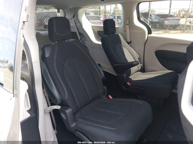 Chrysler Voyager Lx 2020 2C4RC1CG8LR248262 Image 8
