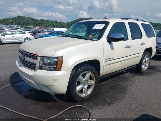 2008 Chevrolet Tahoe Ltz მანქანა იყიდება აუქციონზე, vin: 1GNFK13008R245143, აუქციონის ნომერი: 45271377