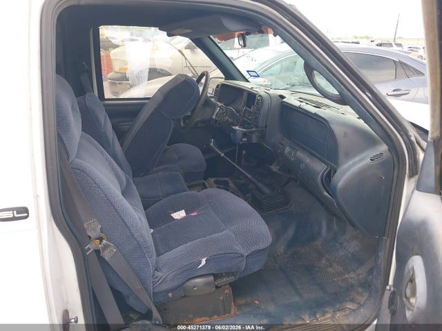 Продаж на аукціоні авто 1998 Gmc Sierra 1500 Sl Wideside, vin: 1GTEC14W8WZ510702, номер лоту: 45271379
