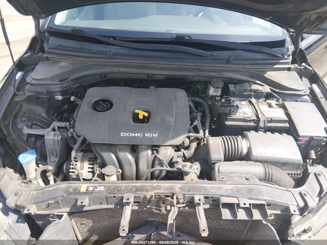 2017 Hyundai Elantra Se მანქანა იყიდება აუქციონზე, vin: KMHD74LF3HU115714, აუქციონის ნომერი: 45271398