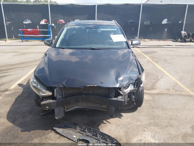 2017 Hyundai Elantra Se მანქანა იყიდება აუქციონზე, vin: KMHD74LF3HU115714, აუქციონის ნომერი: 45271398
