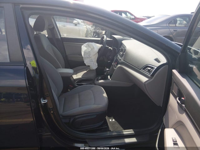 2017 Hyundai Elantra Se მანქანა იყიდება აუქციონზე, vin: KMHD74LF3HU115714, აუქციონის ნომერი: 45271398
